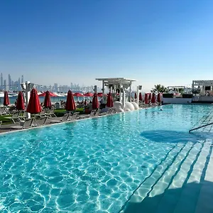 cozy-beachfront-1-bedroom-apartment-the-8.dubaihotelsoffers.com/