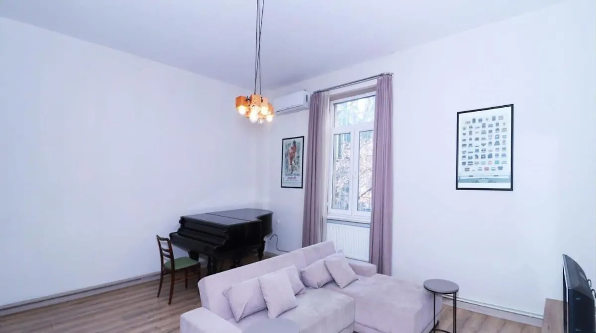 Wehost Apartment Near Fabrika Τυφλίδα Γεωργία