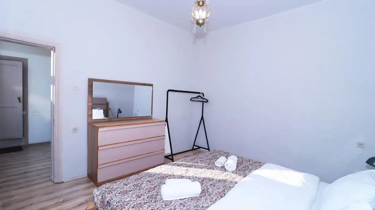 Wehost Apartment Near Fabrika Τυφλίδα