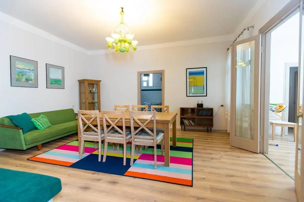Wehost Apartment Near Fabrika Τυφλίδα